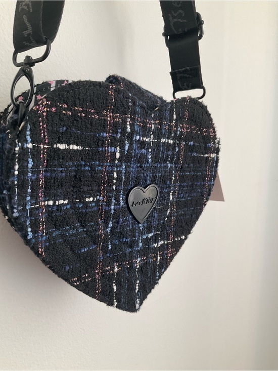 Betsey Johnson Handbags - Betsey Johnson Black Tweed Heart Crossbody with Blue & Pink Accents